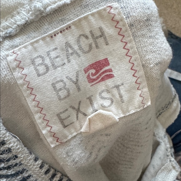 Billabong Hooded Sweatshirt - Picture 2 of 4